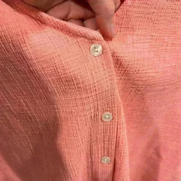 J. Crew Women’s Textured Pink Short Sleeve Tie-front V-Neck Button Down Size L - Picture 4 of 6